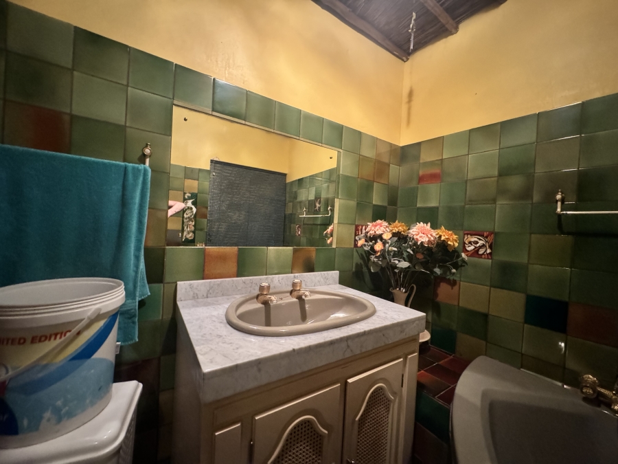 6 Bedroom Property for Sale in Doringkruin North West